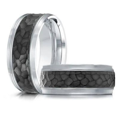 CARBON FIBER AND GOLD WEDDING BAND